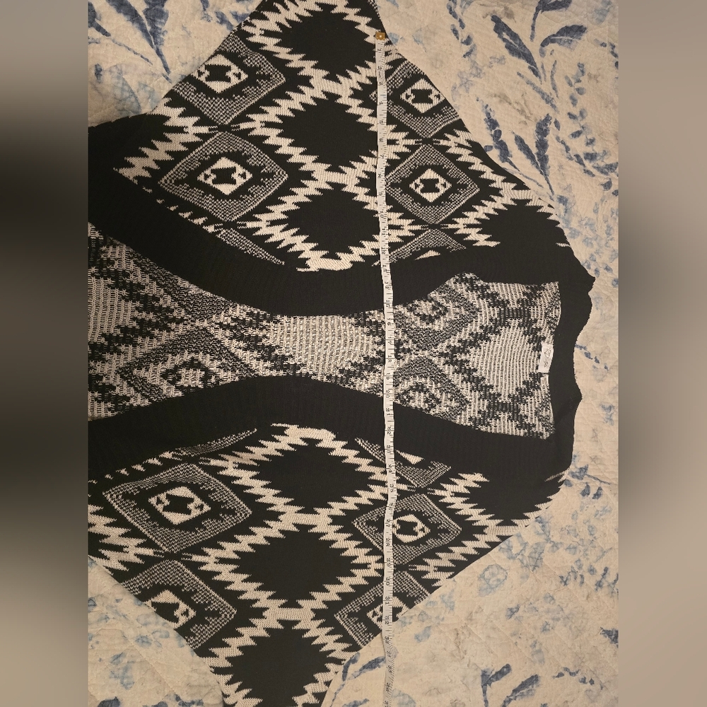Aztec Inapired Pattern Geometric Tribal Pattern Cacoon Cardigan - size L - Picture 7 of 11